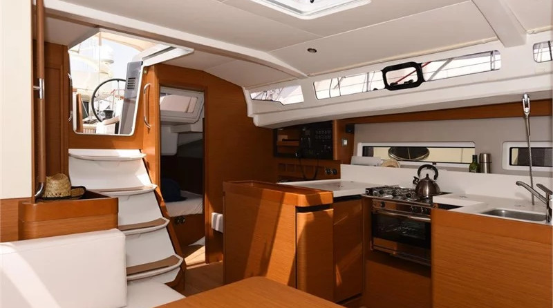 Jeanneau Sun Odyssey 440
