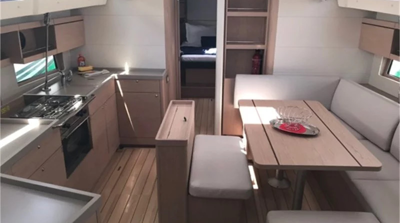 Beneteau Oceanis 46.1
