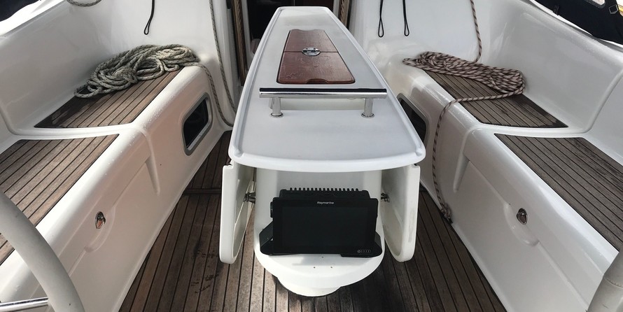 Beneteau Oceanis 43
