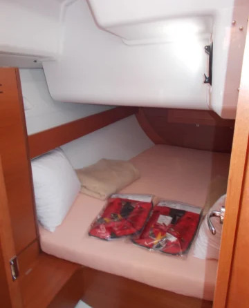 Dufour 382