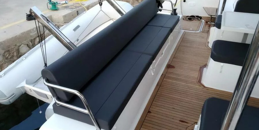 Fountaine Pajot Astréa 42
