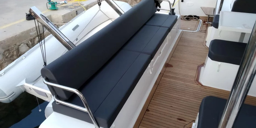 Fountaine Pajot Astréa 42