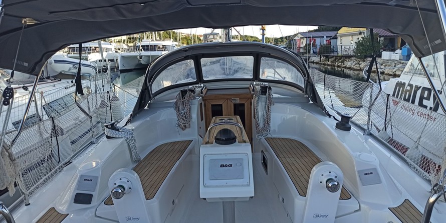 Bavaria CRUISER 34