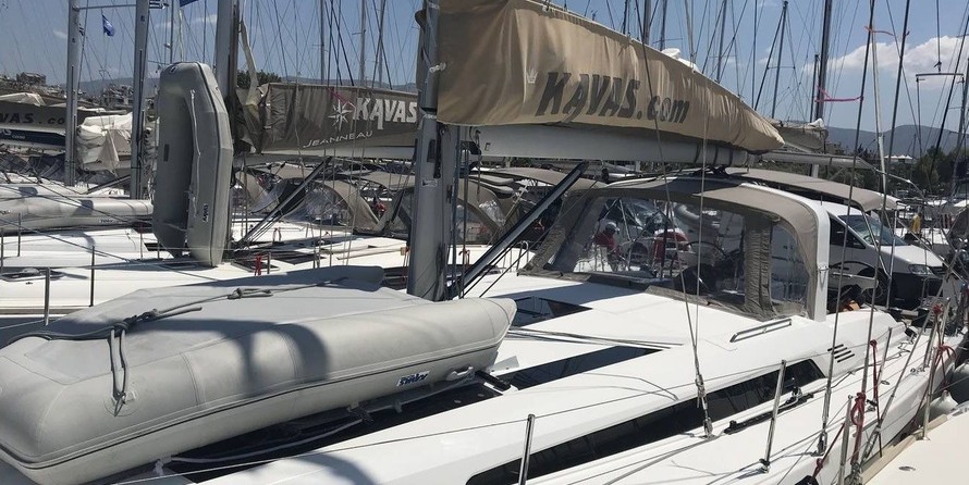 Beneteau Oceanis 51.1