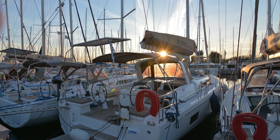 Beneteau Oceanis 51.1