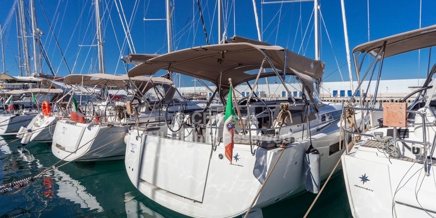 Jeanneau Sun Odyssey 440