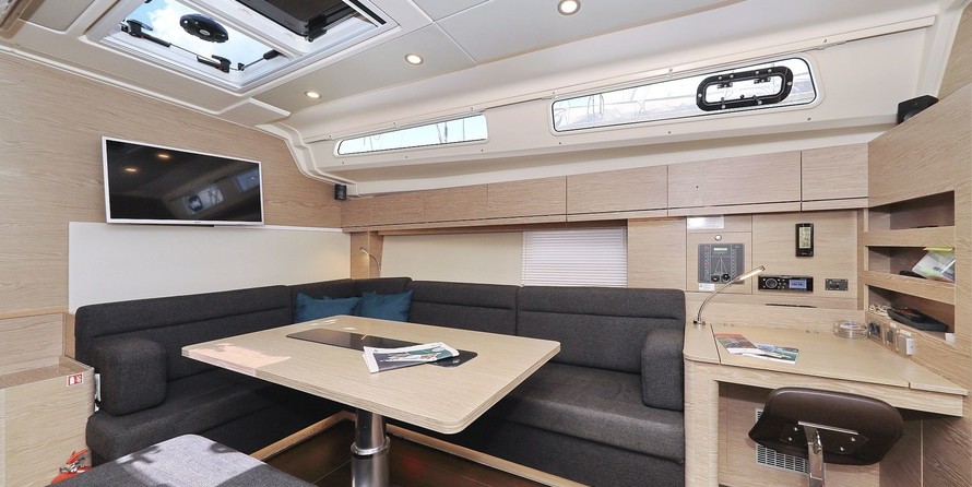 Hanse 508
