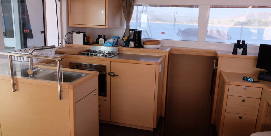 Lagoon 450