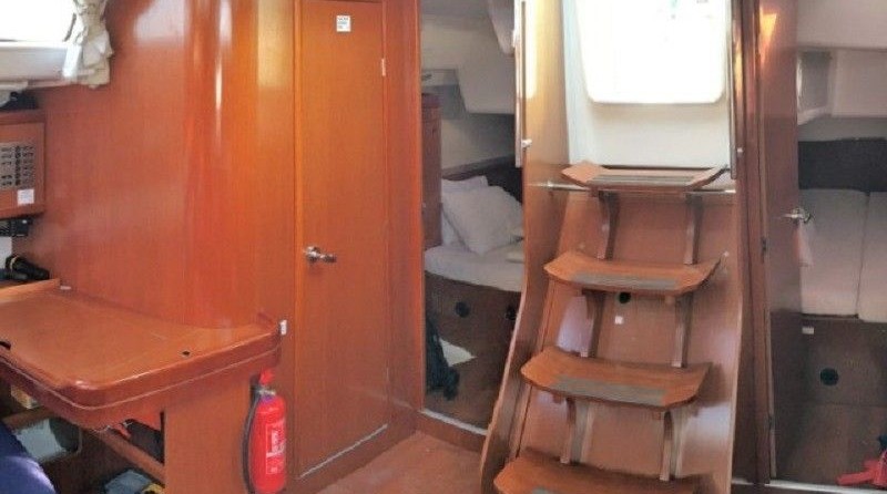 Beneteau Oceanis 43