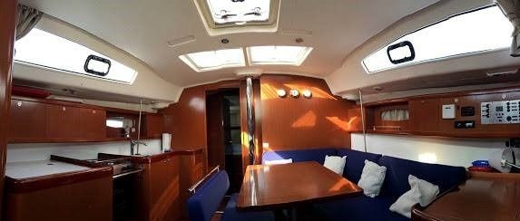 Beneteau Oceanis 43