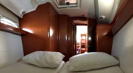 Beneteau Oceanis 43
