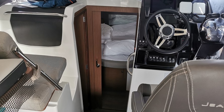 Jeanneau Merry Fisher 895