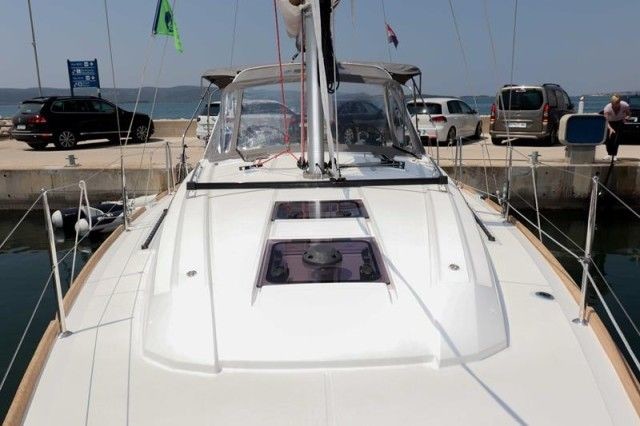 Beneteau Oceanis 35