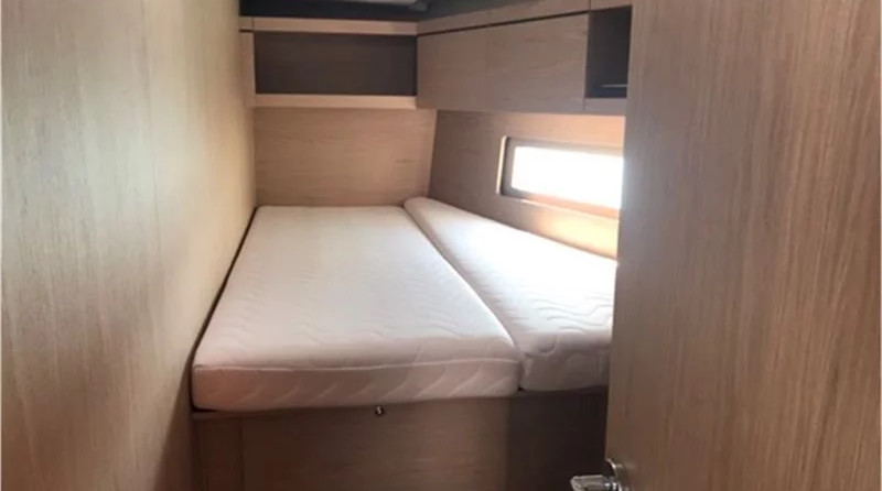 Beneteau Oceanis 46.1