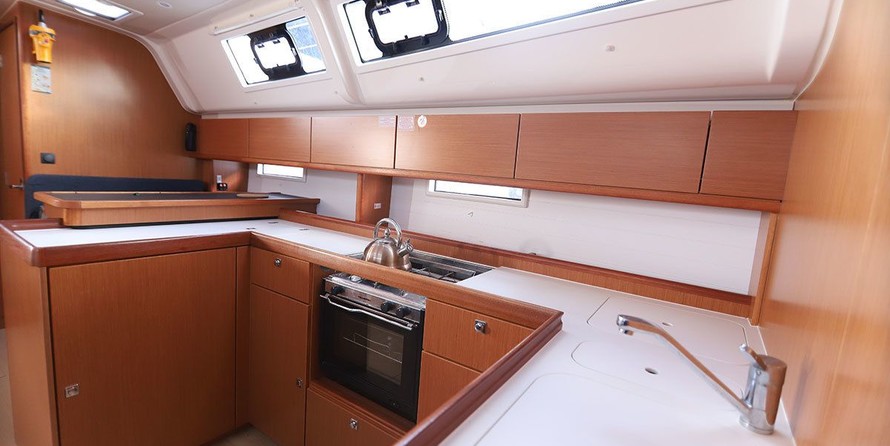 Bavaria Cruiser 51