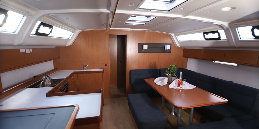 Bavaria Cruiser 51