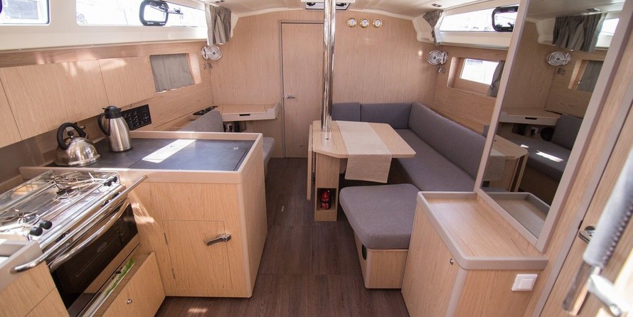 Beneteau Oceanis 41.1