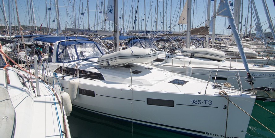 Beneteau Oceanis 41.1