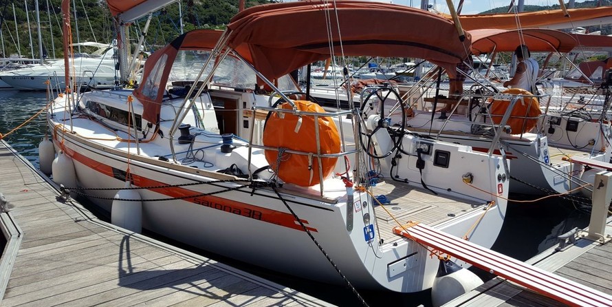 Salona 38