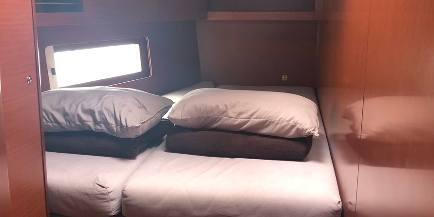 Beneteau Oceanis 46