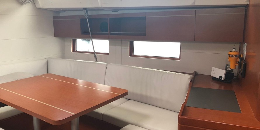 Beneteau Oceanis 46