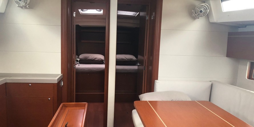 Beneteau Oceanis 46