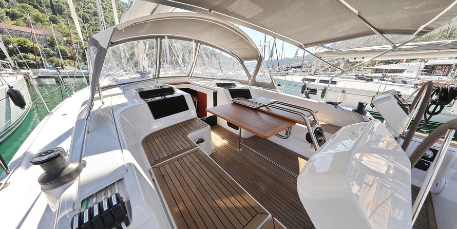 Hanse 458