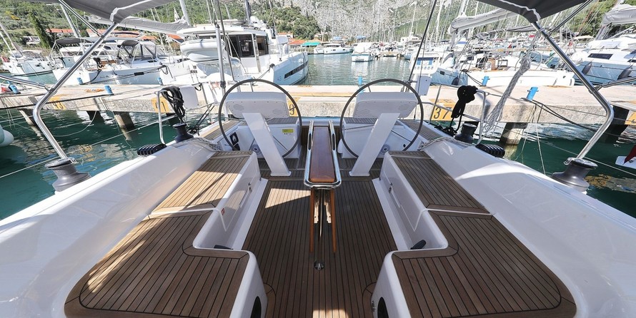 Hanse 458