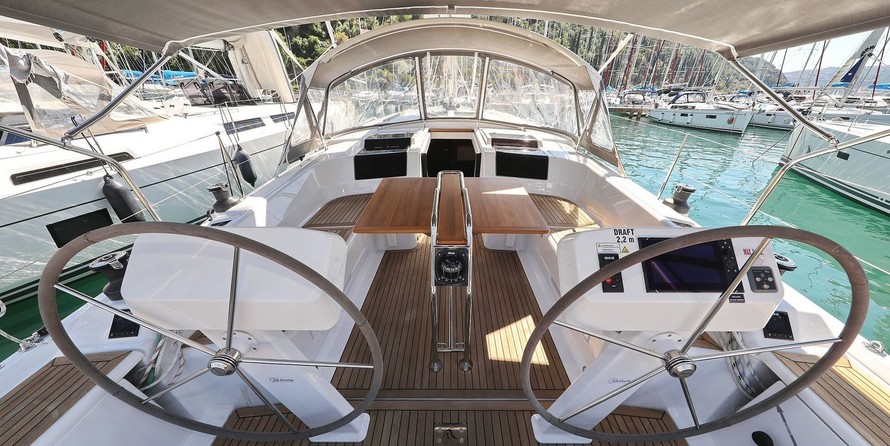 Hanse 458