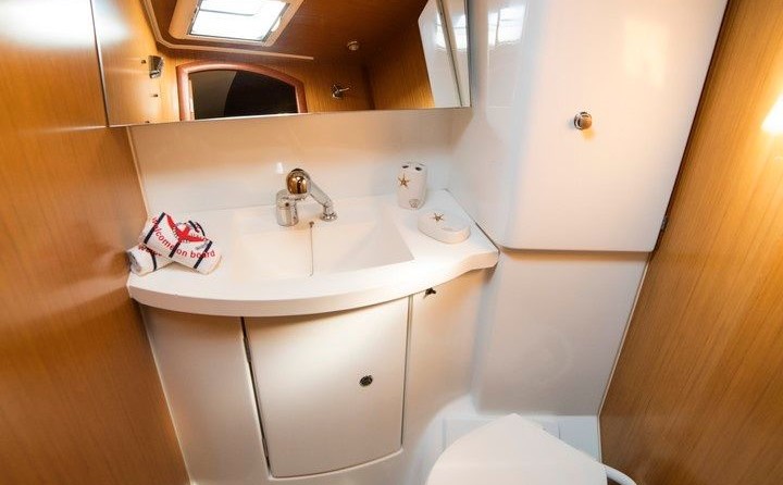 Jeanneau Sun Odyssey 42