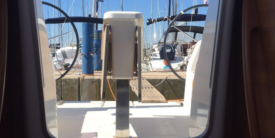 Dufour 382