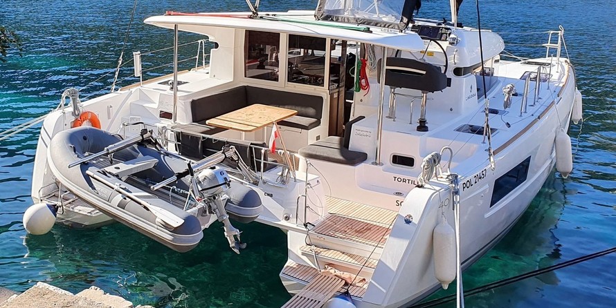 Lagoon 40
