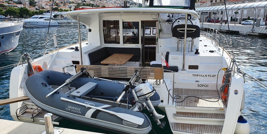 Lagoon 40