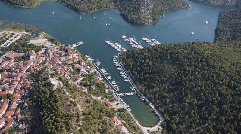 Lagoon 40