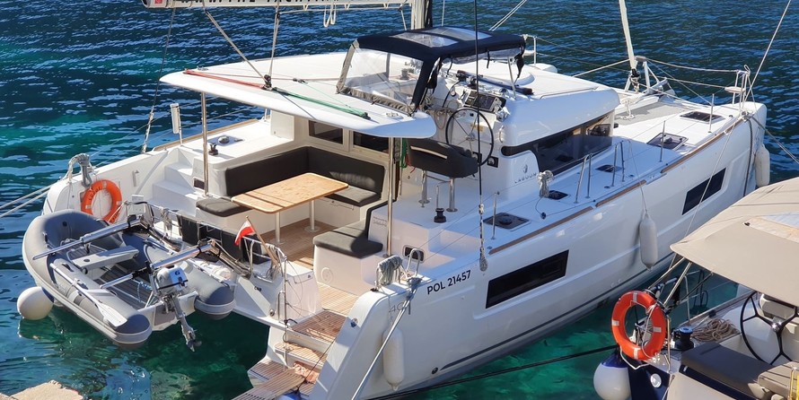 Lagoon 40
