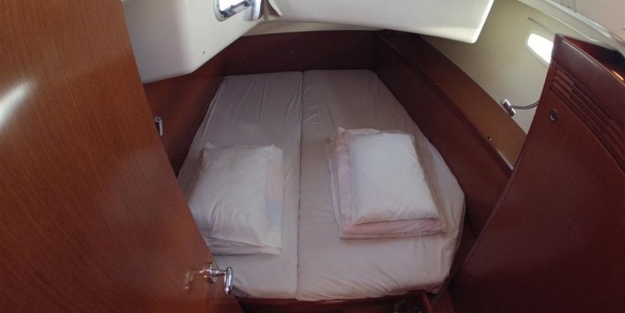 Beneteau Oceanis 46