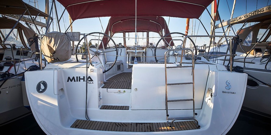 Beneteau Oceanis 46