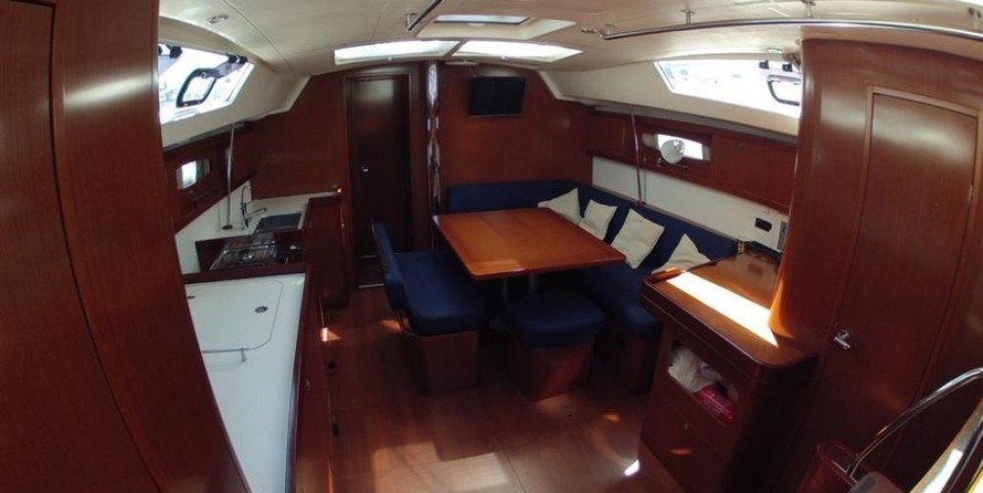 Beneteau Oceanis 46