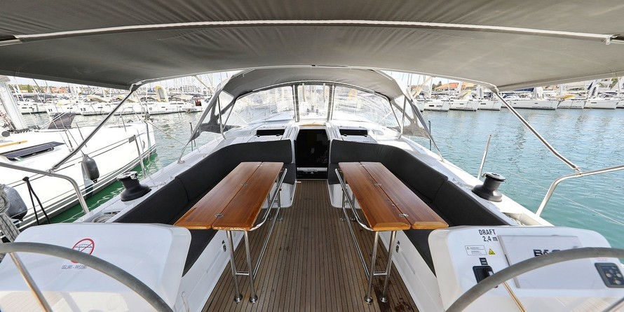 Hanse 508