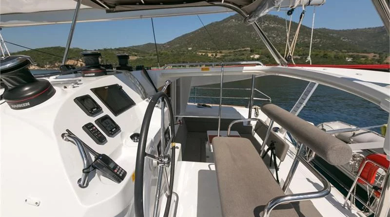 Lagoon 400 S2
