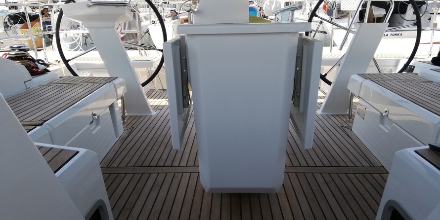 Beneteau Oceanis 46