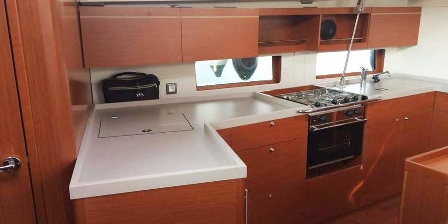 Beneteau Oceanis 46