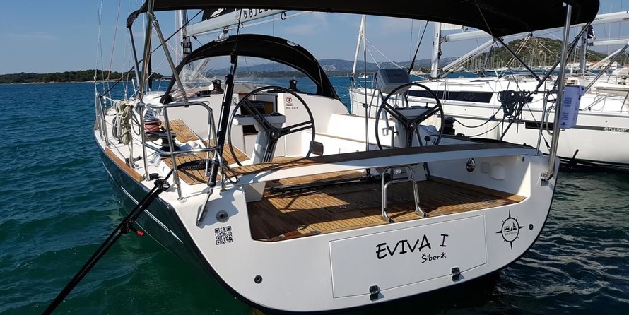 Bavaria 44