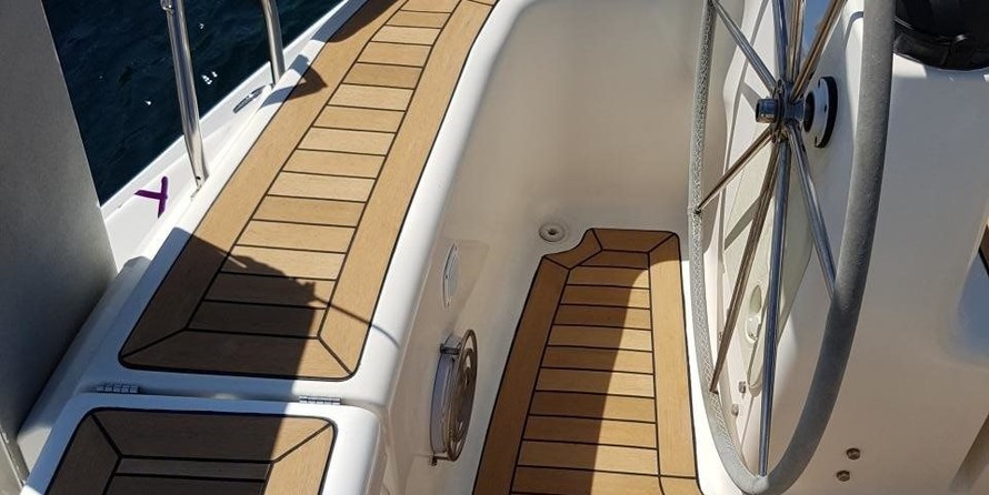 Bavaria 44