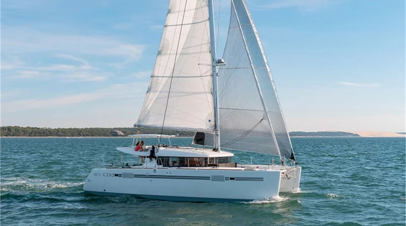 Lagoon 450 S