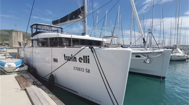 Lagoon 450 S