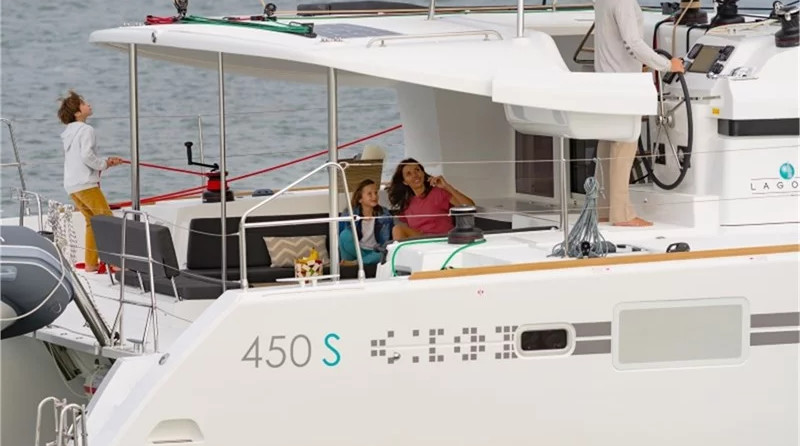 Lagoon 450 S