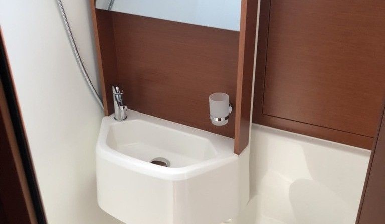 Beneteau Oceanis 51.1