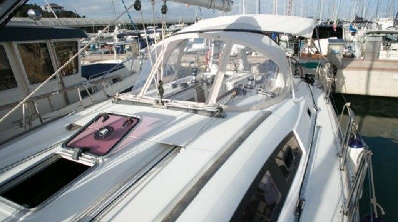 Beneteau Oceanis 43