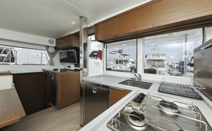 Lagoon 40